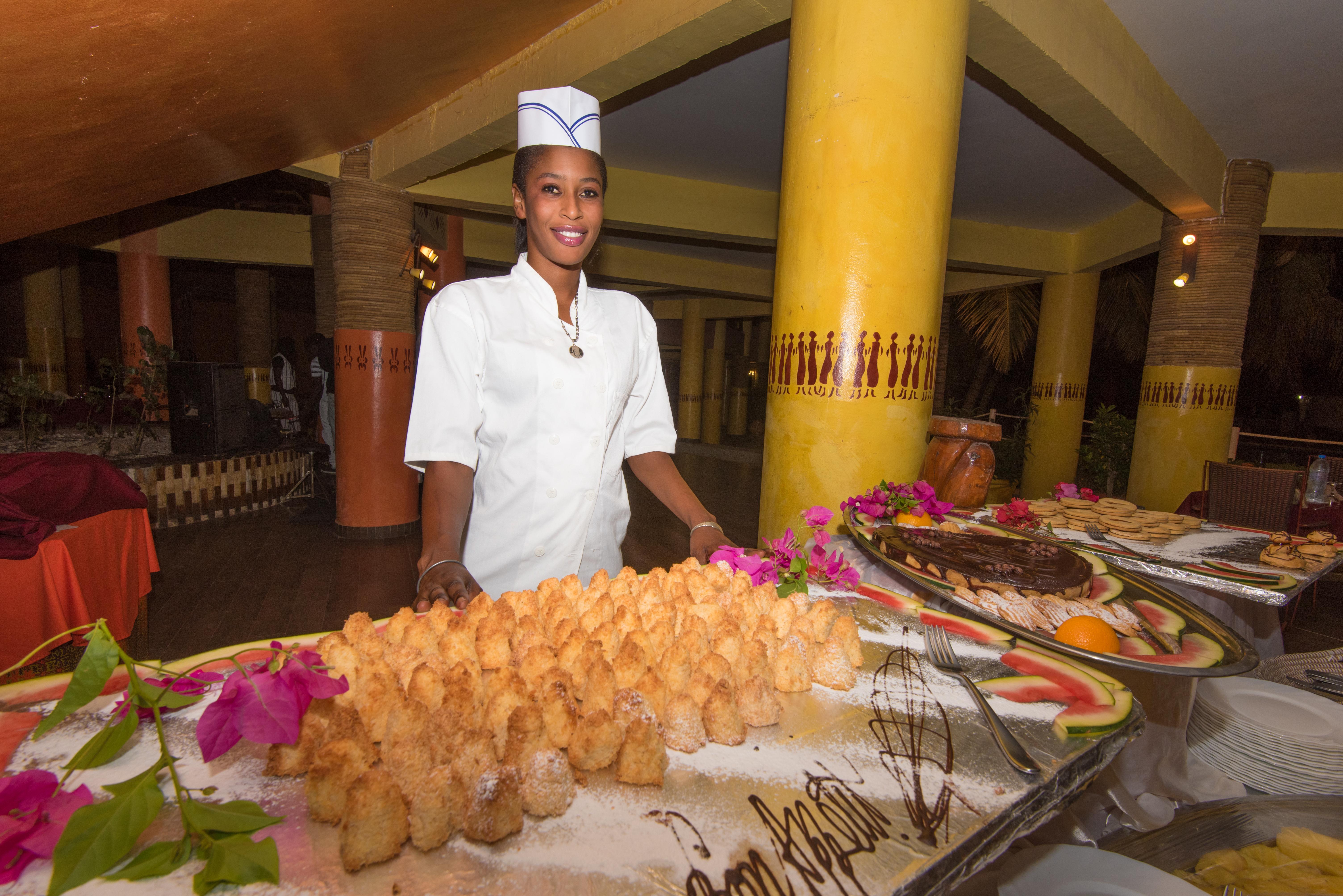 Royal Saly Hotel Exterior photo